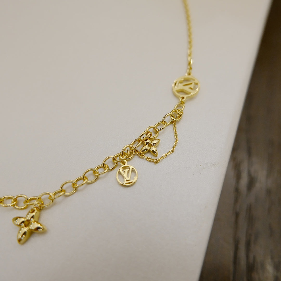 [GALE]BLOOMING SUPPLE NECKLACE BRASS