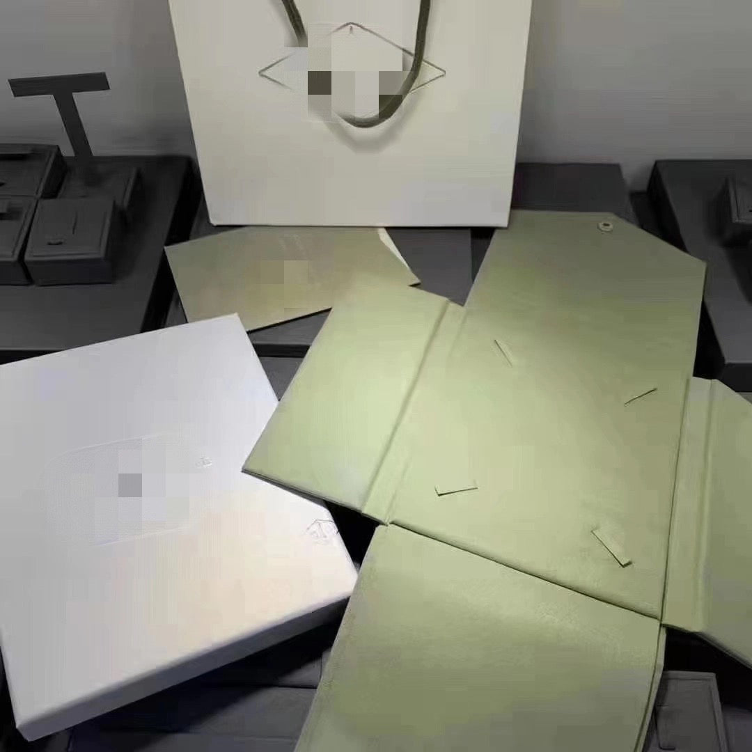 [GALE]VA CLOVER BRACELET NECKLACE RING BOX GIFT BAG