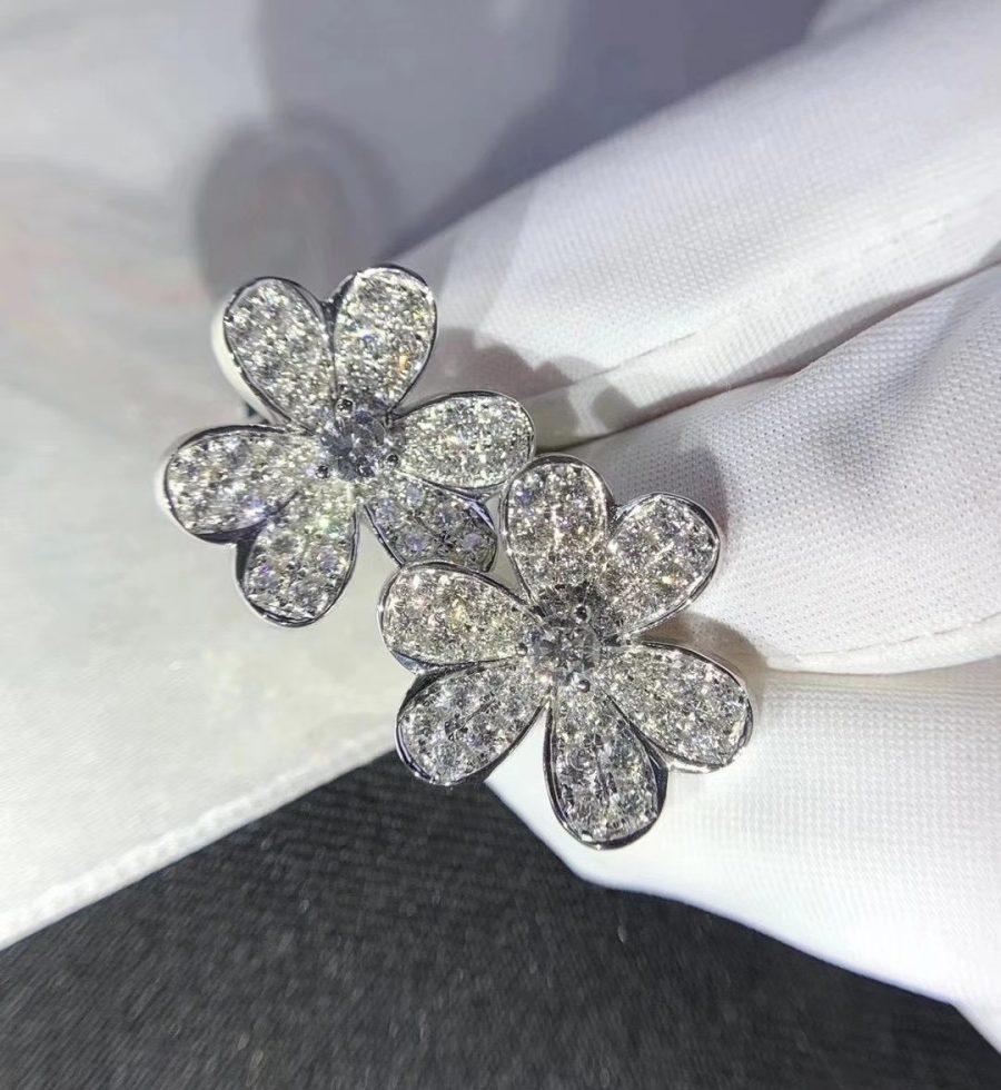 [GALE]FRIVOLE SILVER FLOWER DIAMOND EARRINGS