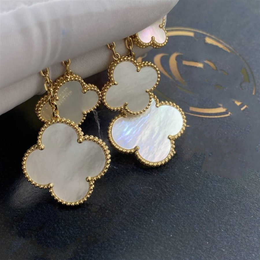 [GALE]CLOVER EARRINGS WHITE MOP 4 MOTIFS GOLD