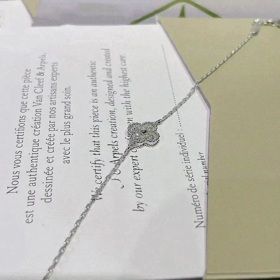 [GALE]CLOVER  SINGLE FLOWER BRACELET SILVER