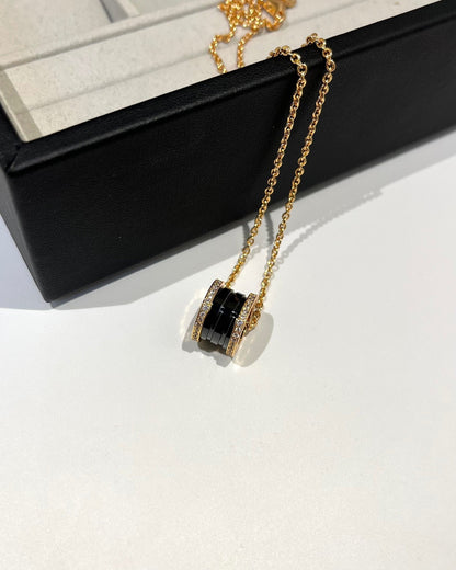 [GALE]ZERO 1 BLACK CERAMIC DIAMOND PINK GOLD NECKLACE